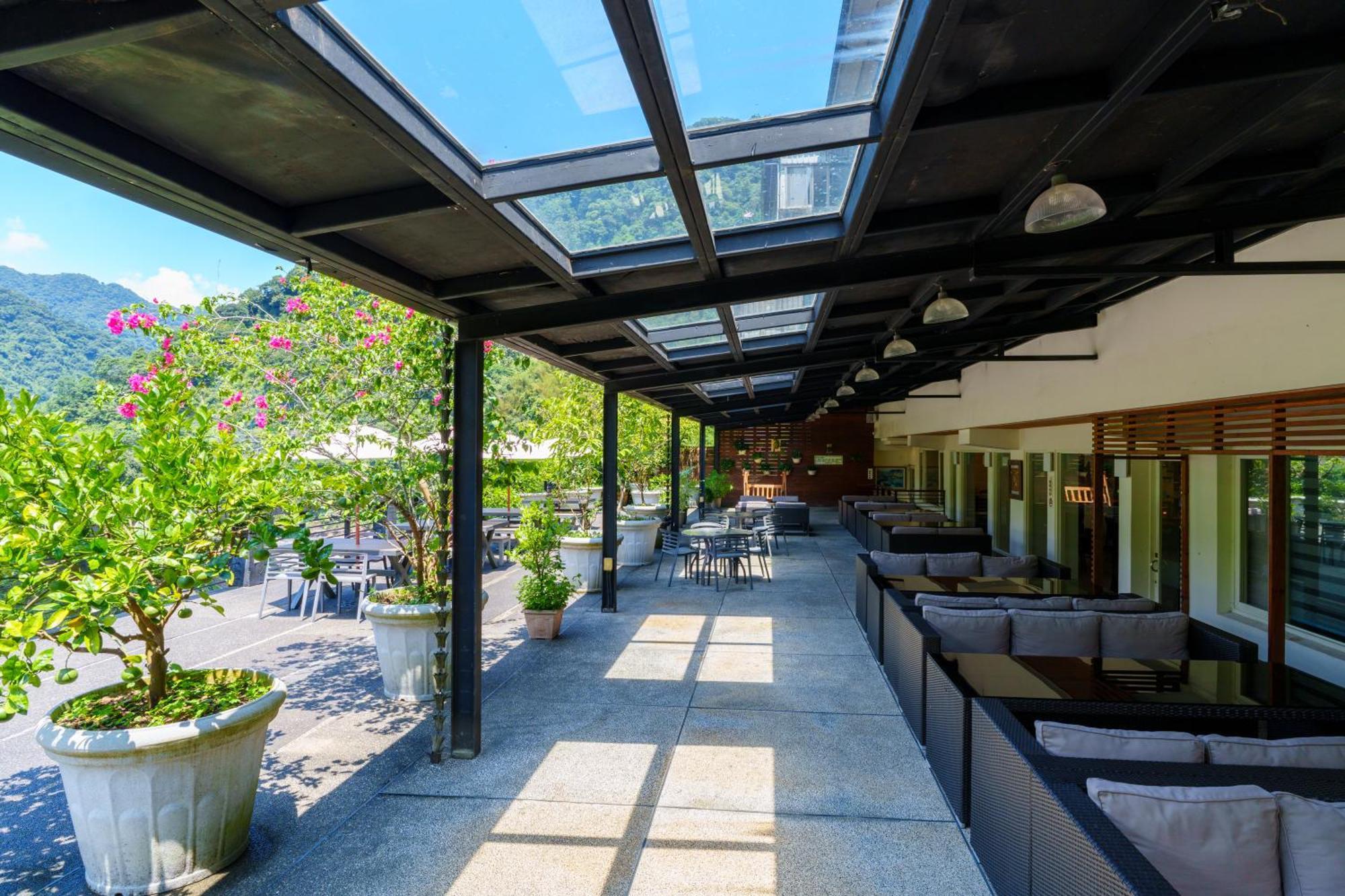 Spring Spa Hotel Vulaj Kültér fotó